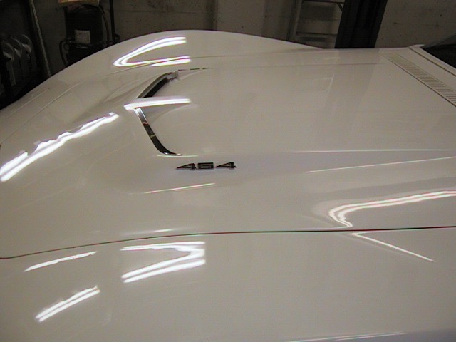 454 bonnet detail
