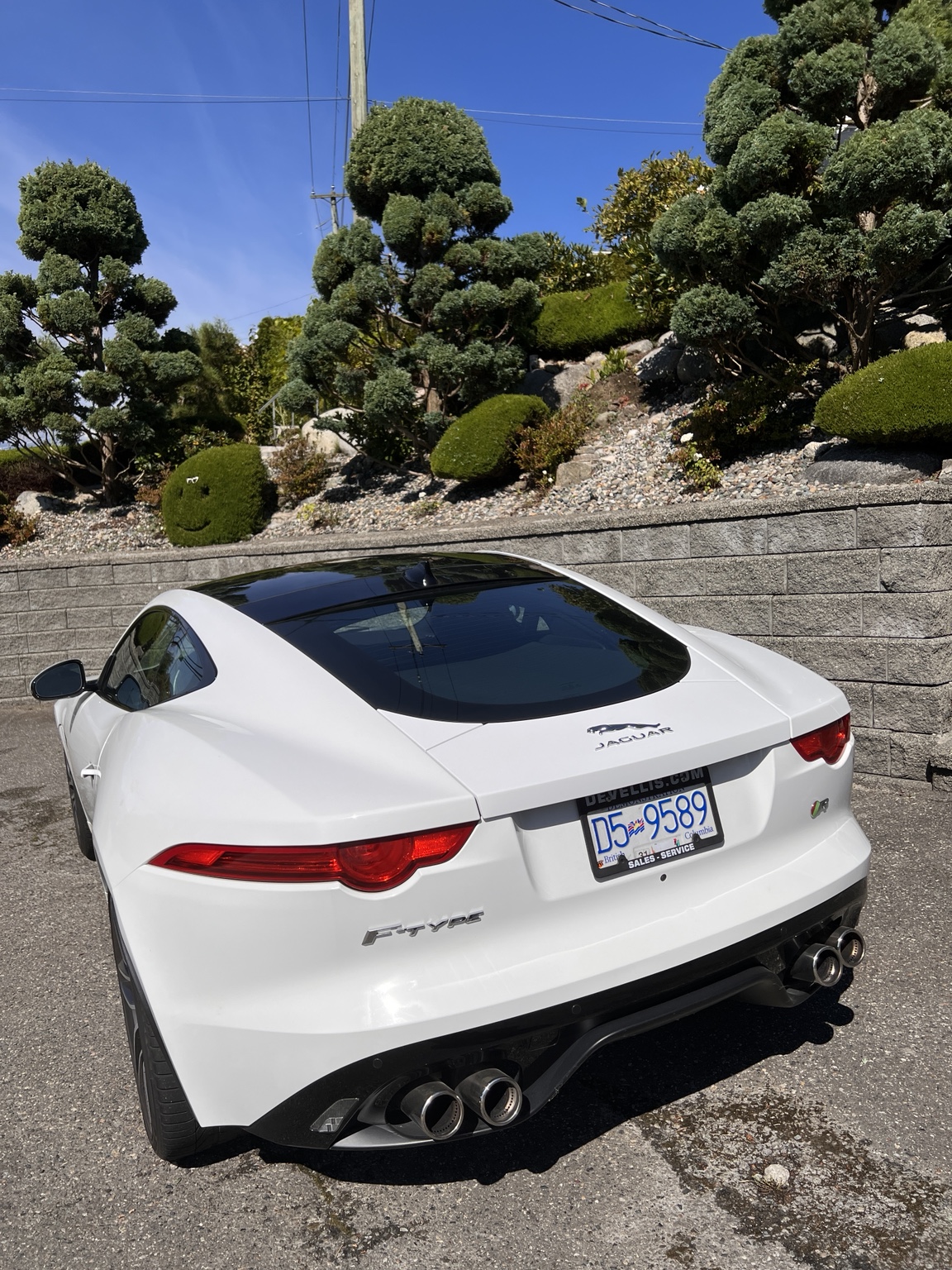 Jaguar F-Type R — Rear styling and quad exhausts