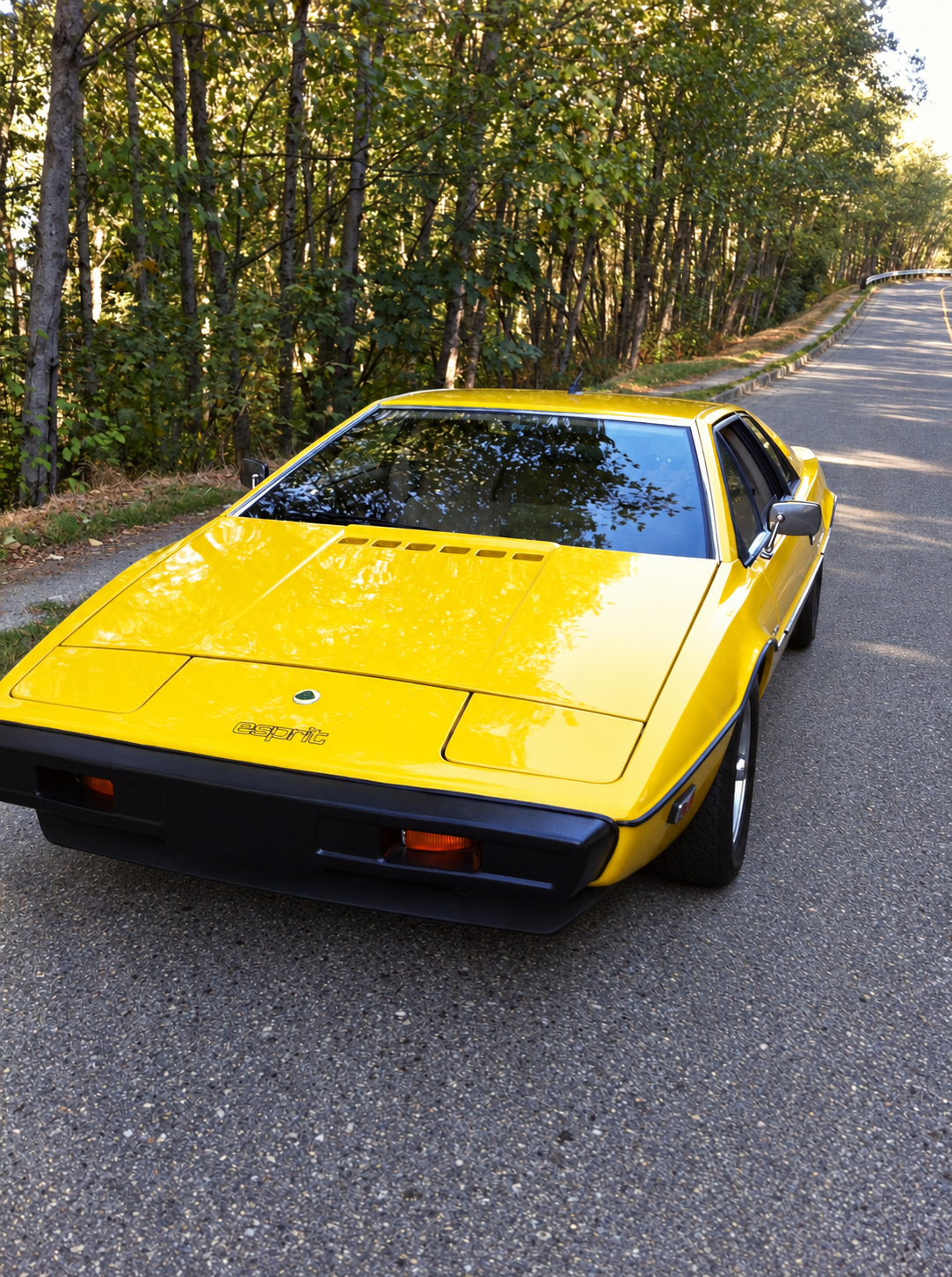 1978 Lotus Esprit — Front view
