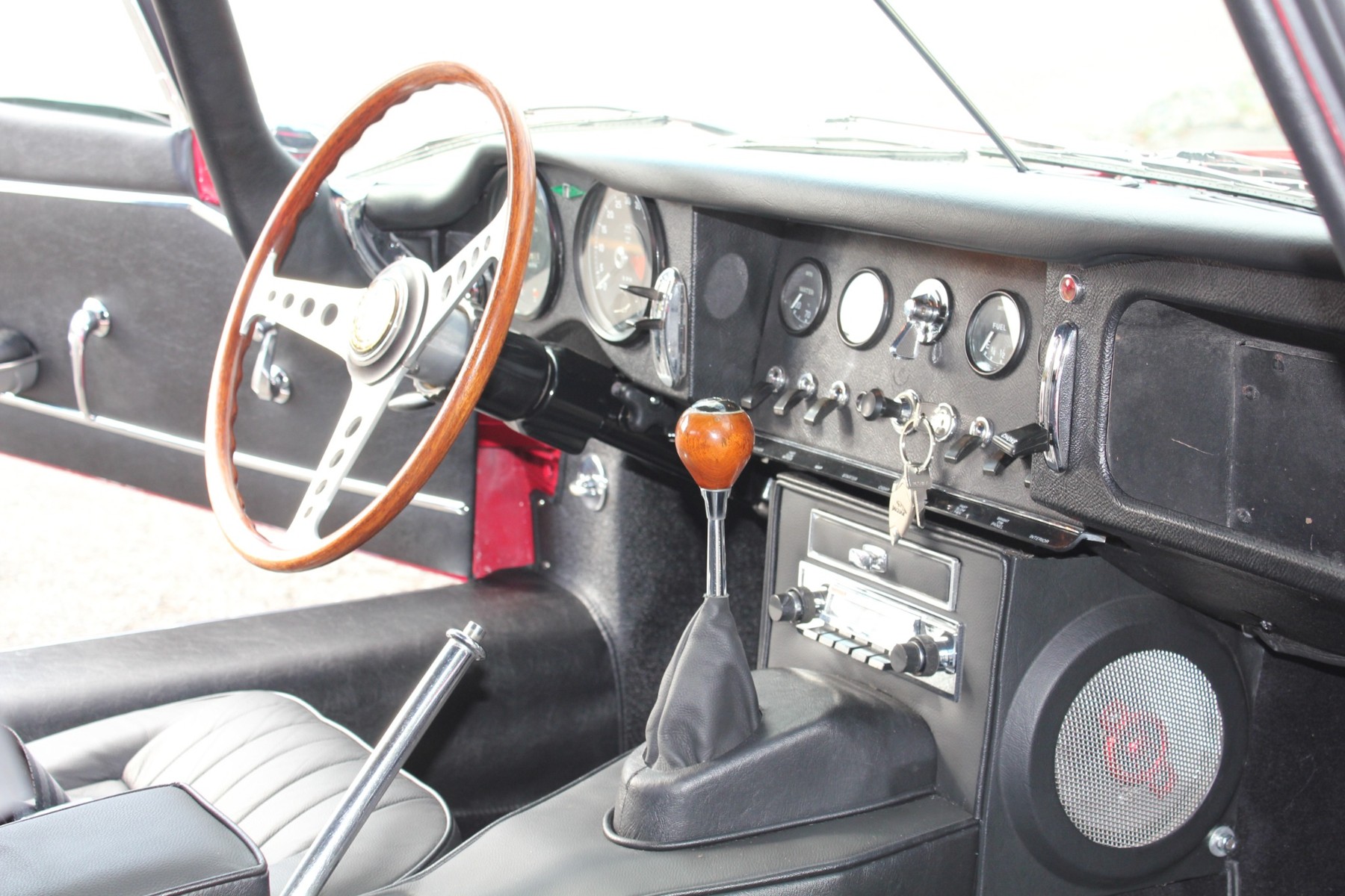 Dashboard and controls